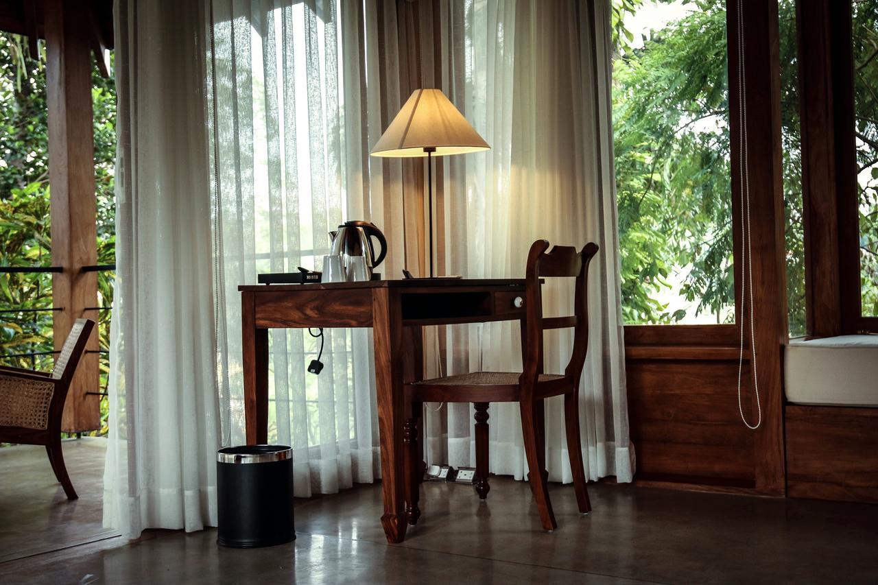 Kings Pavilion Luxury Hotel Kandy Bagian luar foto