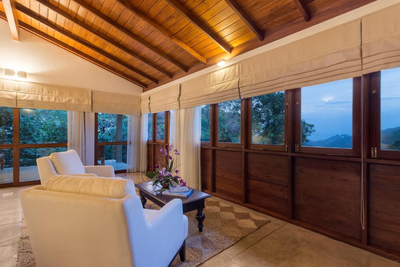 Kings Pavilion Luxury Hotel Kandy Bagian luar foto