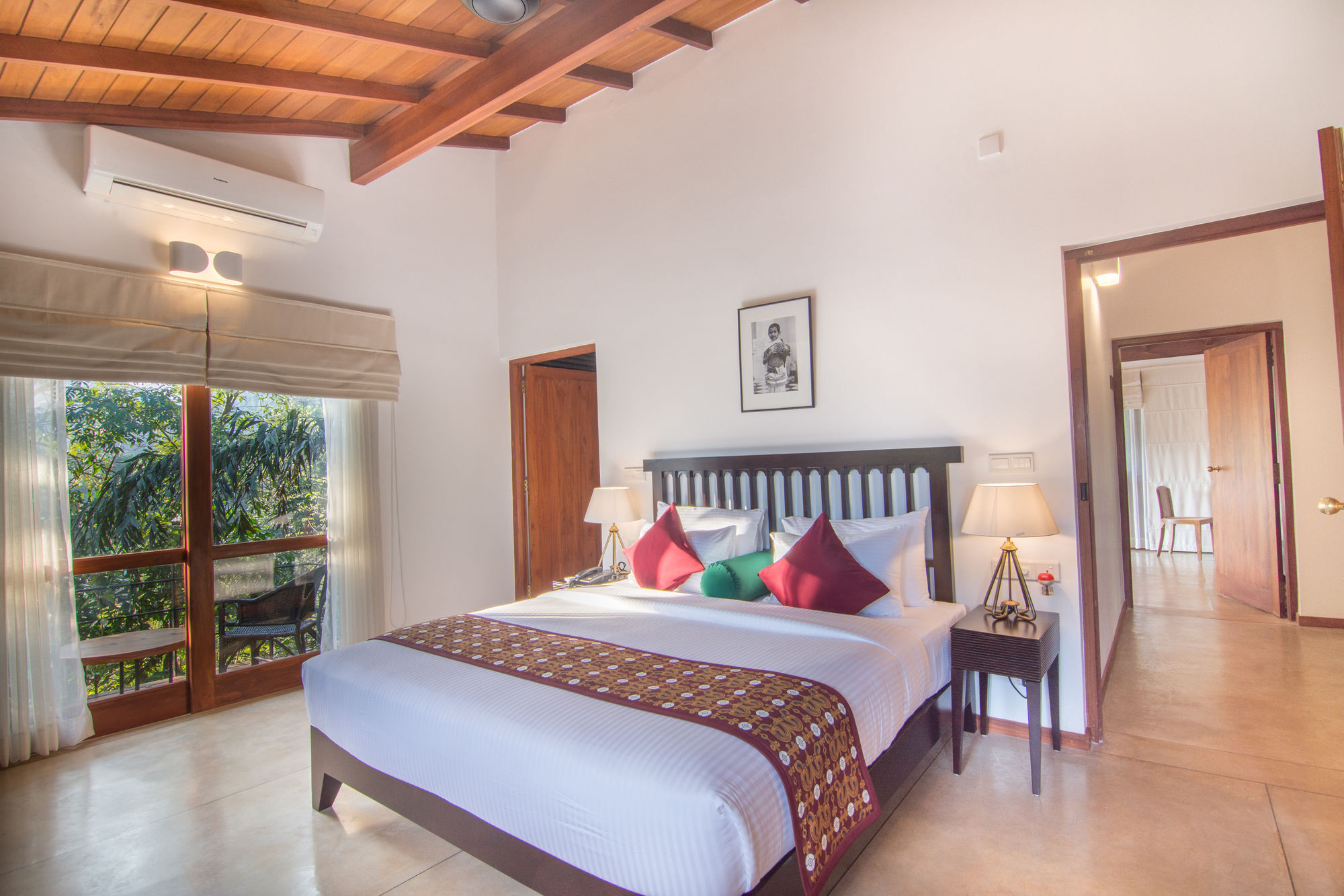 Kings Pavilion Luxury Hotel Kandy Bagian luar foto